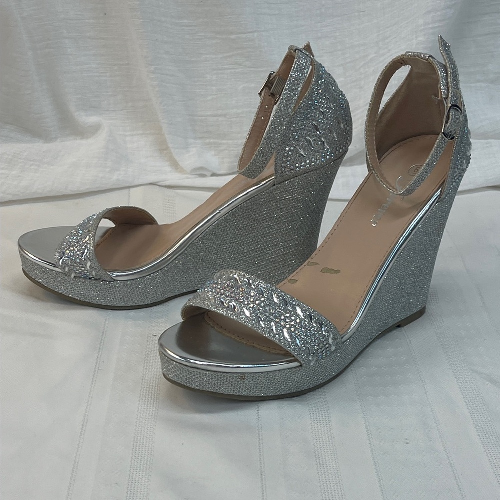 Ladies Forever Silver Sandal platform, sandal, size